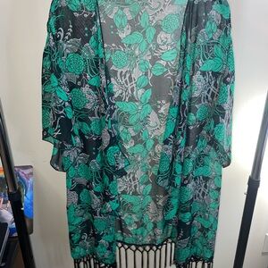 No tag green and black floral kimono with fringe